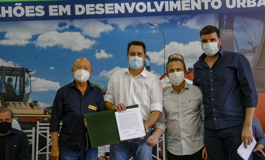 02.09.2021Governador Carlos Massa Ratinho Junior autoriza licitação do distrito industrial e anuncia investimentos em Jacarezinho. 
Foto Gilson Abreu/AEN