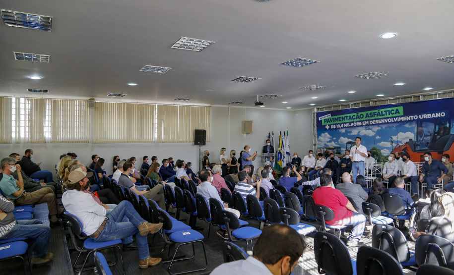 02.09.2021Governador Carlos Massa Ratinho Junior autoriza licitação do distrito industrial e anuncia investimentos em Jacarezinho. 
Foto Gilson Abreu/AEN