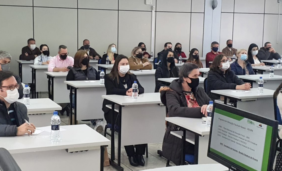 Receita Estadual do Paraná promove palestra sobre Educação Fiscal ao produtor rural -  Curitiba, 02/09/2021  -  Foto: SEFA