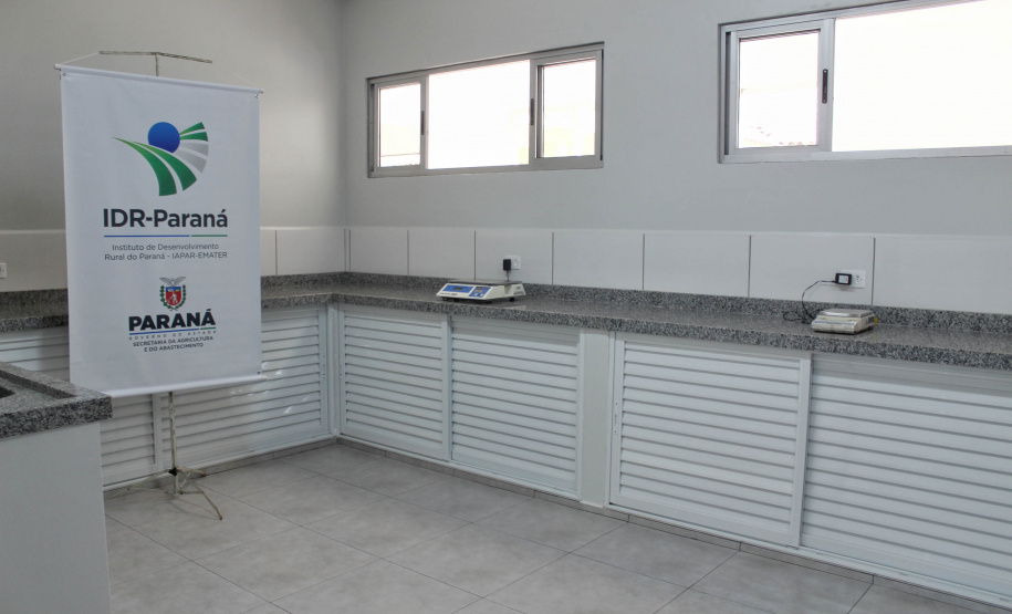 Nesta quinta-feira (02) foram inauguradas as instalações de um viveiro para material propagativo de videira na unidade do Instituto de Desenvolvimento Rural do Paraná (IDR-Paraná) em Santa Tereza do Oeste, no Oeste do Estado. A iniciativa faz parte do Programa de Revitalização da Vitinicultura Paranaense (Revitis). - Santa Terza do Oeste, 02/09/2021  -  Foto: Gisele barão/IDR-Paraná