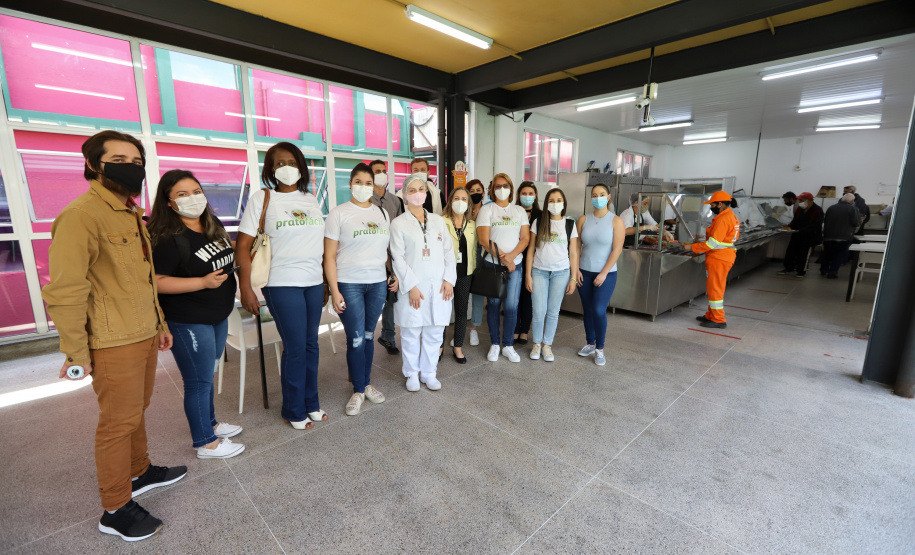 Visita a Rua da Cidadania Matriz  -  A equipe da Secretaria da Agricultura e do Abastecimento do Paraná recebe equipe da SEAB Rondônia para apresentar soluçoes implantadas em Curitiba sobre o cultivo de alimentos. 03/09/2021 - Foto: Geraldo Bubniak/AEN