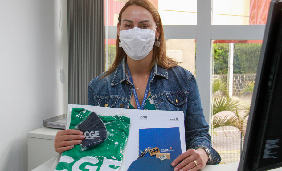 Toda pessoa que começa a fazer parte da equipe da Controladoria-Geral do Estado (CGE) entra na nova rotina para recepção de servidores, inclusive estagiários e terceirizados. O procedimento passou a ser adotado no fim do semestre passado e obteve resultados praticamente imediatos na qualidade do trabalho dos novos integrantes.  -  Curitiba, 03/08/2021  -  Foto: CGE