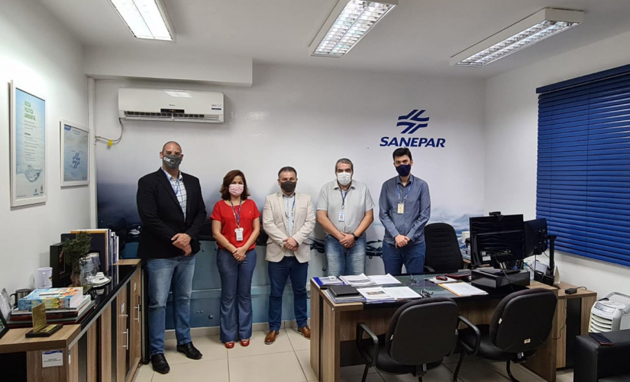 A Controladoria-Geral do Estado (CGE) está intensificando visitas a órgãos e entidades para consolidar a integração e prestar melhor atendimento ao cidadão. A Ouvidoria-Geral, que faz parte da CGE, retomou as visitas às ouvidorias setoriais, seguindo as restrições impostas pela pandemia.  -  CURITIBA, 03/09/2021  -  Foto: CGE