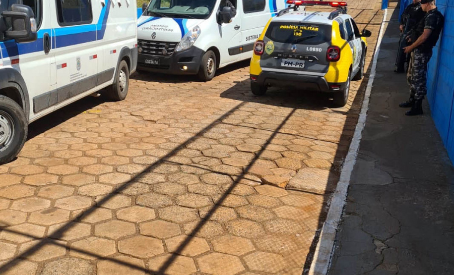 O Departamento Penitenciário do Paraná lançou nesta sexta-feira (3), a Operação Ordem e Progresso, que tem como objetivo reforçar a segurança de cadeias públicas e penitenciárias por meio de revistas gerais durante o feriado prolongado. Até o dia 7 de setembro, forças de segurança atuarão de forma integrada na busca de materiais ilícitos e na análise das estruturas físicas. - Curitiba, 03/09/2021 - Foto: Depen-PR