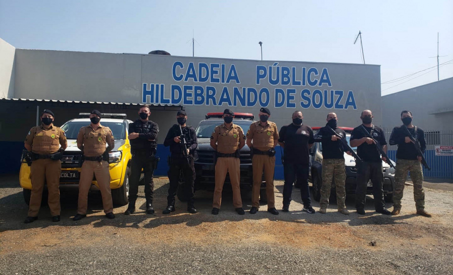 O Departamento Penitenciário do Paraná lançou nesta sexta-feira (3), a Operação Ordem e Progresso, que tem como objetivo reforçar a segurança de cadeias públicas e penitenciárias por meio de revistas gerais durante o feriado prolongado. Até o dia 7 de setembro, forças de segurança atuarão de forma integrada na busca de materiais ilícitos e na análise das estruturas físicas. - Curitiba, 03/09/2021 - Foto: Depen-PR