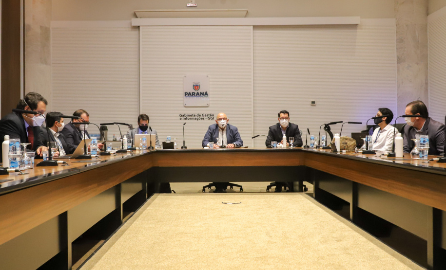 Reuniao Nova Ferroeste Reunião entre o Grupo de Trabalho do Plano Estadual Ferroviário para o projeto da Nova Ferroeste, que vai ligar Maracaju (MS) a Paranaguá. 09/09/2021 - Foto: Geraldo Bubniak/AEN