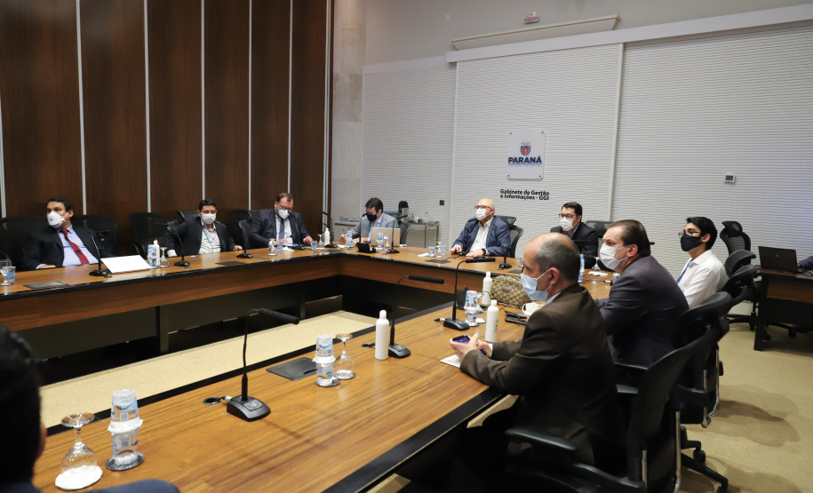 Reuniao Nova Ferroeste Reunião entre o Grupo de Trabalho do Plano Estadual Ferroviário para o projeto da Nova Ferroeste, que vai ligar Maracaju (MS) a Paranaguá. 09/09/2021 - Foto: Geraldo Bubniak/AEN