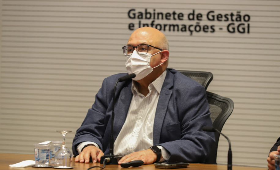 Reuniao Nova Ferroeste Reunião entre o Grupo de Trabalho do Plano Estadual Ferroviário para o projeto da Nova Ferroeste, que vai ligar Maracaju (MS) a Paranaguá. Na foto, o coordenador do plano, Luiz Henrique Fagundes. 09/09/2021 - Foto: Geraldo Bubniak/AEN