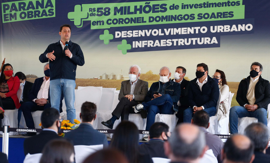 O governador Carlos Massa Ratinho Junior visitou Coronel Domingos Soares, na região Sudoeste, nesta quinta-feira (9), para a entrega da pavimentação de 27,1 quilômetros na PR-912, que separa a cidade de Palmas. Foto: Jonathan Campos/AEN