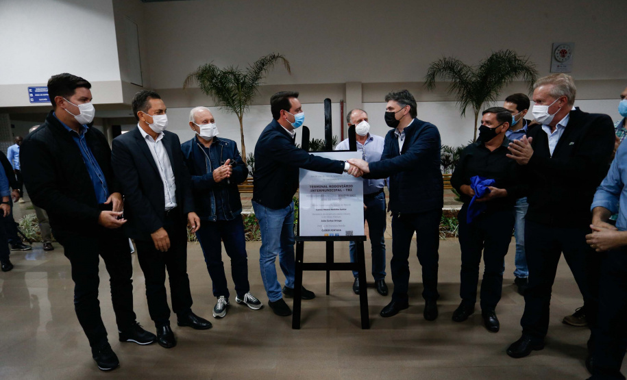 O governador Carlos Massa Ratinho Junior visita a nova Rodoviária de Francisco Beltrão, que começou a funcionar em março deste ano. Foto: Jonathan Campos/AEN