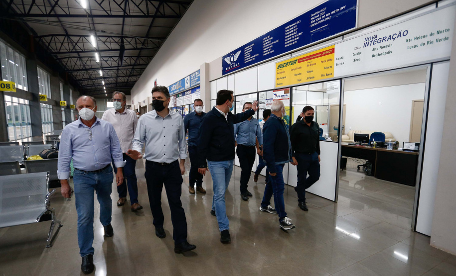 O governador Carlos Massa Ratinho Junior visita a nova Rodoviária de Francisco Beltrão, que começou a funcionar em março deste ano. Foto: Jonathan Campos/AEN