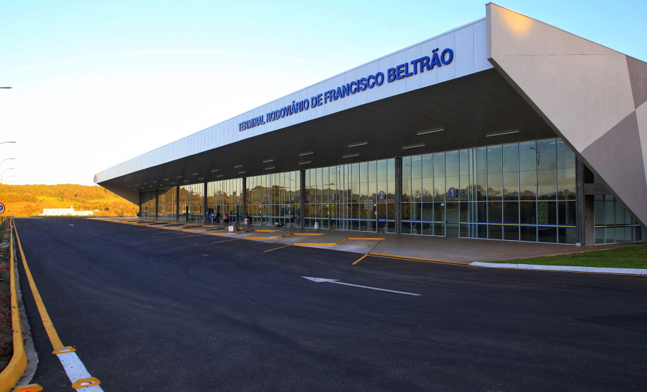 O governador Carlos Massa Ratinho Junior visita a nova Rodoviária de Francisco Beltrão, que começou a funcionar em março deste ano.
Foto: José Fernando Ogura/AEN