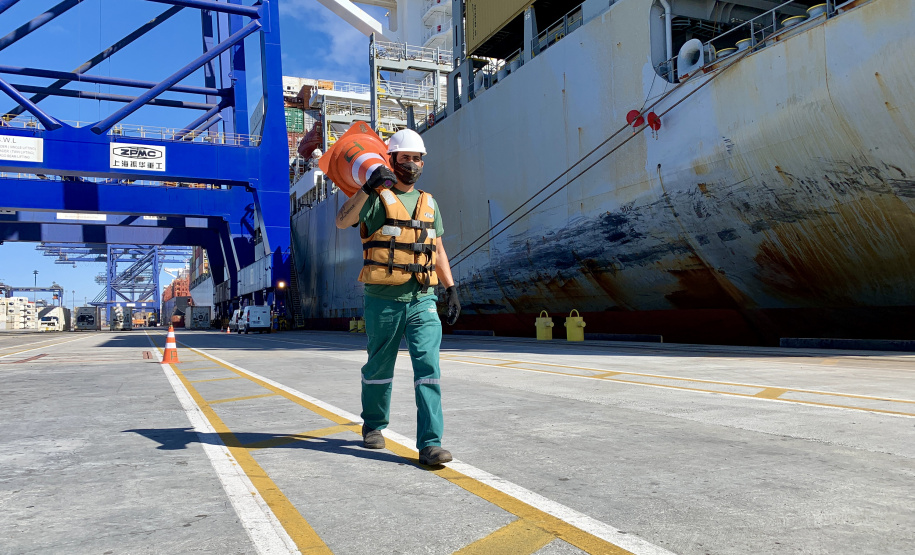Portos do Paraná atualiza Regras Gerais de Segurança e Trânsito para Usuários e Veículos  -  Paranaguá, 10/09/2021  -  Foto: Claudio Neves/Portos do Paraná