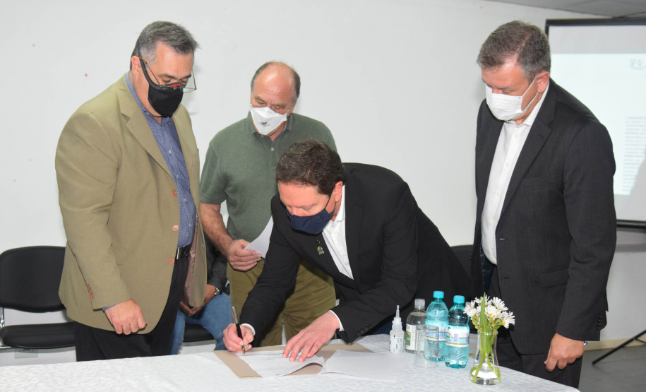 A Secretaria de Estado da Saúde (Sesa) vai investir R$ 2.374.973,35 em obras de reparo no Centro de Produção e Pesquisa de Imunobiológicos do Paraná (CPPI). - Curitiba, 09/09/2021 - Foto: Américo Antonio/SESA