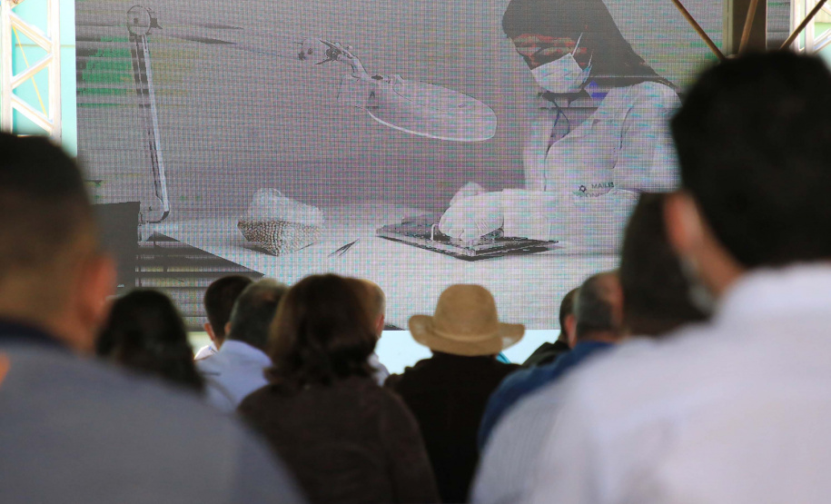 O governador Carlos Massa Ratinho Junior participou nesta sexta-feira (10) das comemorações de 30 anos da Cooperativa de Produtores de Sementes Coprossel, em Laranjeiras do Sul, na região central do Estado. Foto: José Fernando Ogura/AEN