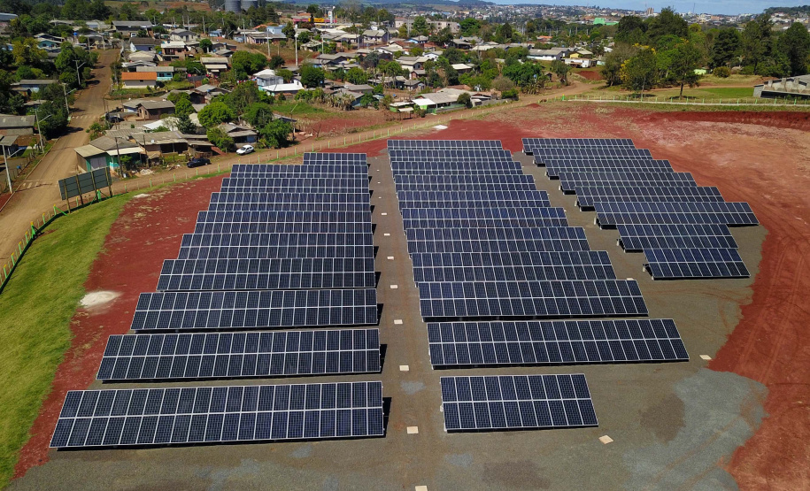 O governador Carlos Massa Ratinho Junior participou nesta sexta-feira (10) das comemorações de 30 anos da Cooperativa de Produtores de Sementes Coprossel, em Laranjeiras do Sul, na região central do Estado. Foto: José Fernando Ogura/AEN