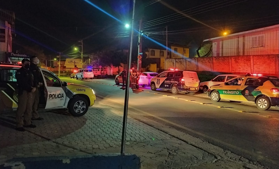 Fiscalização aplica R$ 400 mil em multas a estabelecimentos e dispersa quase 900 pessoas na Capital.Foto: SESP