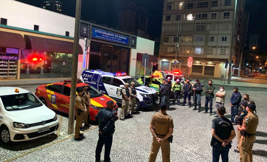 AIFU fecha 15 pontos comerciais e aplica R$ 1,4 milhão em multas neste final de semana em Curitiba  -  Curitiba, 13/09/2021  -  Foto: SESP-PR