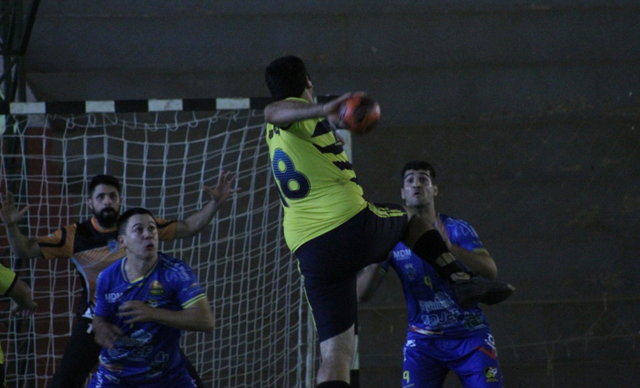 Iniciou no sábado (11) a 33ª edição dos Jogos da Juventude do Paraná. A fase regional da competição para atletas sub-18 apresentou números expressivos de participação.
Foto: Abel da Banca