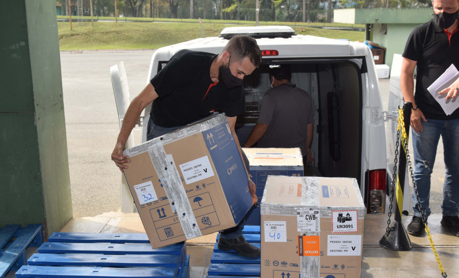 Paraná recebe mais 303 mil vacinas contra a Covid-19 para primeira dose. Foto: Américo Antonio/SESA
