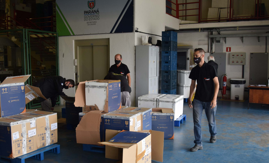Paraná recebe mais 303 mil vacinas contra a Covid-19 para primeira dose. Foto: Américo Antonio/SESA