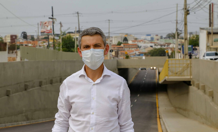 A Coordenação da Região Metropolitana de Curitiba (Comec) entregou nesta segunda-feira (13) a trincheira da Rua Arapongas, no cruzamento com a Avenida das Torres, em São José dos Pinhais. 
Foto Gilson Abreu/AEN