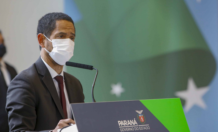 O governador Carlos Massa Ratinho Junior assina nesta quarta-feira (15), o decreto da última etapa de transferência de custódia dos presos das carceragens da Polícia Civil para a gestão plena do Departamento Penitenciário do Paraná (DEPEN). 15/09/2021 -
 Foto: Gilson Abreu/AEN