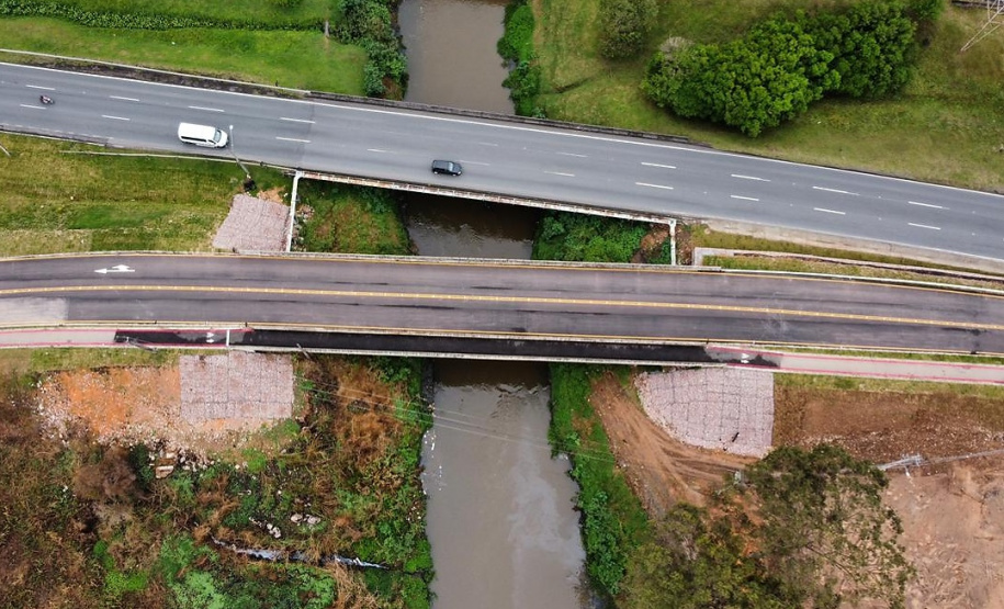 Ponte do rio Iguaçu é liberada em São José dos Pinhais. Foto: COMEC