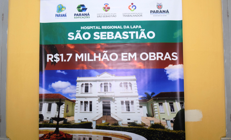 O secretário de Estado da Saúde, Beto Preto assinou a ordem de serviço nesta quinta-feira (16) que autoriza o início imediato de reformas de reparo no Hospital Regional da Lapa São Sebastião (HRLSS).  -  Curitiba, 16/09/2021  -  Foto: Américo Antonio/SESA