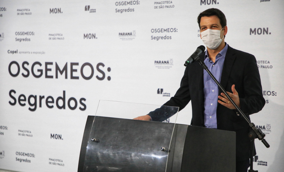 Governador Carlos Massa Ratinho Junior participa da abertura da exposição retrospectiva da carreira dos irmãos Gustavo e Otávio Pandolfo, OSGEMEOS , no Museu Oscar Niemeyer - Na foto, o vice-prefeito de Curitiba, Eduardo Pimentel - Curitiba, 16/09/2021 - Foto: José Fernando Ogura/AEN