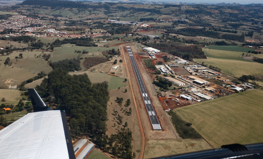 Investimentos bilionários vão ampliar e modernizar 14 aeroportos do Paraná. Foto: Jonathan Campos/AEN