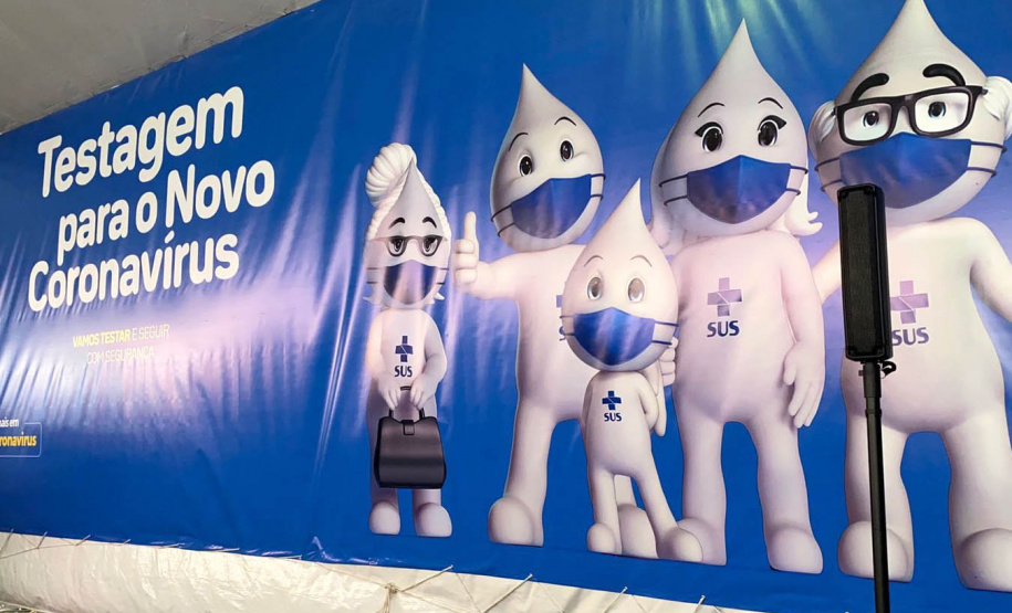 O Paraná iniciou a participação no Plano Nacional de Expansão da Testagem para a Covid-19 do Ministério da Saúde. O secretário de Estado da Saúde, Beto Preto, esteve em Foz do Iguaçu nesta sexta-feira (17) para o lançamento do projeto. -  Foz do Iguaçu, 17/09/2021  -  Foto: Gustavo Marçal/SESA