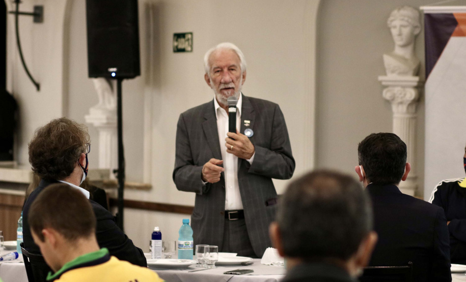 Governo do Paraná realiza evento para homenagear atletas Olímpicos e Paralímpicos. Foto: Camila Tonett