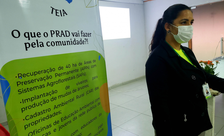 A Portos do Paraná promoveu na quinta-feira (16), na bacia hidrográfica do Baixo Rio Cachoeira, em Antonina, uma reunião com agricultores locais sobre o Programa de Recuperação de APPs Degradadas (PRAD). - Paranaguá, 17/09/2021 - Foto: Pierpaolo Notta/Portos do Paraná