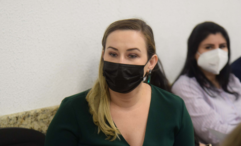 O Paraná vai começar a vacinar adolescentes de 12 a 17 anos com comorbidades e jovens de 17 anos sem comorbidades. A definição aconteceu nesta terça-feira (21) em reunião da Secretaria de Estado da Saúde com o Conselho de Secretarias Municipais de Saúde do Paraná (Cosems/PR) e a Associação dos Municípios do Paraná (AMP). Foto: Américo Antonio/SESA