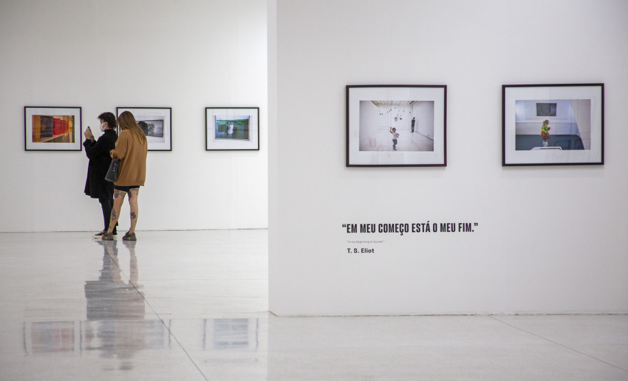 O Museu Oscar Niemeyer (MON) inaugura a exposição ?Gente no MON?, do fotógrafo Dico Kremer, no Google Arts & Culture. É a 16ª exposição virtual do MON na plataforma. Curitiba, 21/09/2021  -  Foto: Dico Kremer