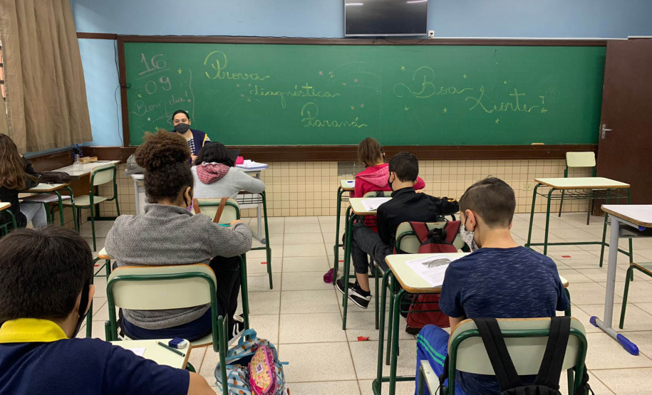 Inscrições para PSS de professores e pedagogos temporários terminam nesta quinta-feira. Foto: SEED