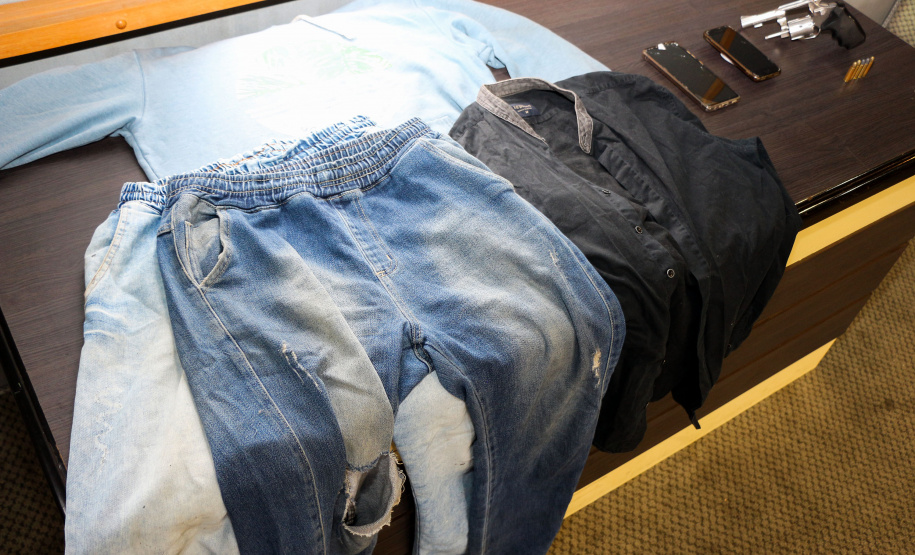 Envolvidos em tentativa de latrocínio de policial militar são localizados em operação conjunta na Capital . Na foto, coletiva de imprensa  -  Curitiba, 21 de setembro de 2021.  -  Foto: Soldado Amanda Morais