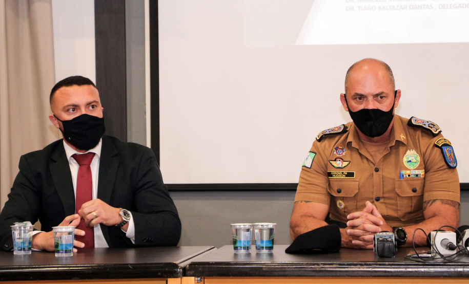 Envolvidos em tentativa de latrocínio de policial militar são localizados em operação conjunta na Capital . Na foto, coletiva de imprensa  -  Curitiba, 21 de setembro de 2021.  -  Foto: Soldado Amanda Morais