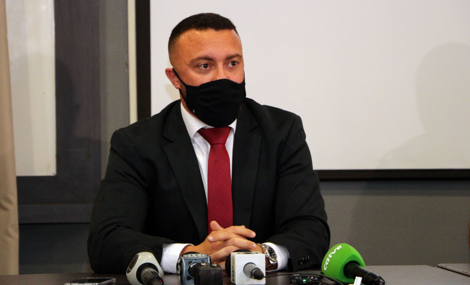 Envolvidos em tentativa de latrocínio de policial militar são localizados em operação conjunta na Capital . Na foto, coletiva de imprensa  -  Curitiba, 21 de setembro de 2021.  -  Foto: Soldado Amanda Morais