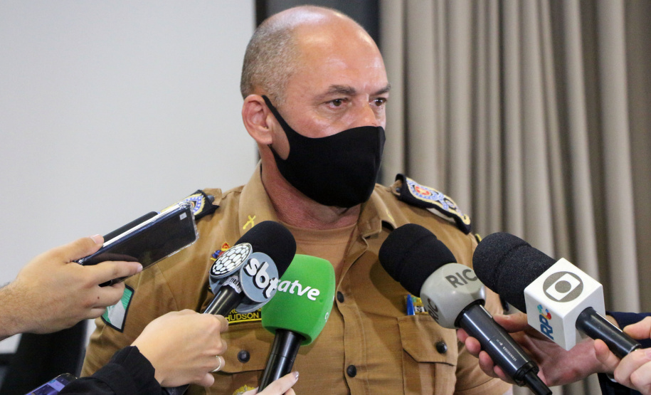 Envolvidos em tentativa de latrocínio de policial militar são localizados em operação conjunta na Capital . Na foto, coletiva de imprensa  -  Curitiba, 21 de setembro de 2021.  -  Foto: Soldado Amanda Morais