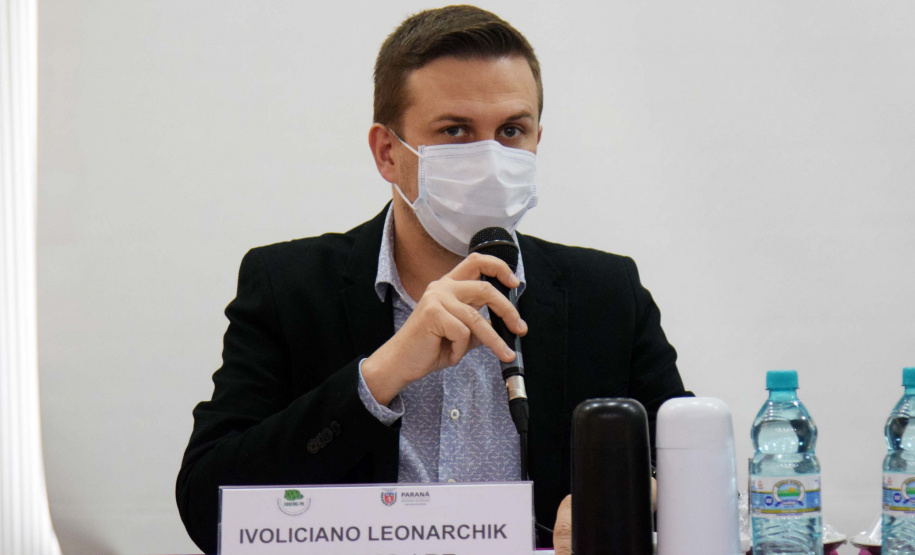 A vacinação contra a Covid-19 em adolescentes de 12 a 17 anos, com comorbidades no Paraná, foi pactuada na Comissão Intergestores Bipartite (CIB) nesta quarta-feira (22). O assunto já havia sido discutido pela Secretaria de Estado da Saúde (Sesa) e Conselho de Secretarias Municipais do Paraná (Cosems/PR) nesta terça-feira (21) e agora será oficializado em deliberação da CIB para cumprimento nos 399 municípios. Foto: Américo Antonio/SESA