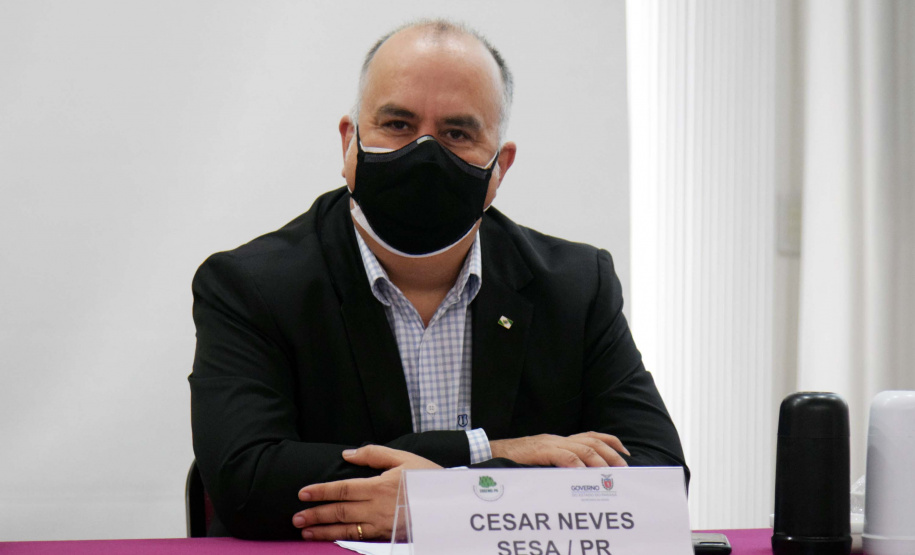 A vacinação contra a Covid-19 em adolescentes de 12 a 17 anos, com comorbidades no Paraná, foi pactuada na Comissão Intergestores Bipartite (CIB) nesta quarta-feira (22). O assunto já havia sido discutido pela Secretaria de Estado da Saúde (Sesa) e Conselho de Secretarias Municipais do Paraná (Cosems/PR) nesta terça-feira (21) e agora será oficializado em deliberação da CIB para cumprimento nos 399 municípios. Foto: Américo Antonio/SESA