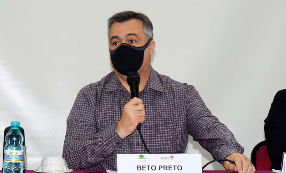 A vacinação contra a Covid-19 em adolescentes de 12 a 17 anos, com comorbidades no Paraná, foi pactuada na Comissão Intergestores Bipartite (CIB) nesta quarta-feira (22). O assunto já havia sido discutido pela Secretaria de Estado da Saúde (Sesa) e Conselho de Secretarias Municipais do Paraná (Cosems/PR) nesta terça-feira (21) e agora será oficializado em deliberação da CIB para cumprimento nos 399 municípios. Foto: Américo Antonio/SESA