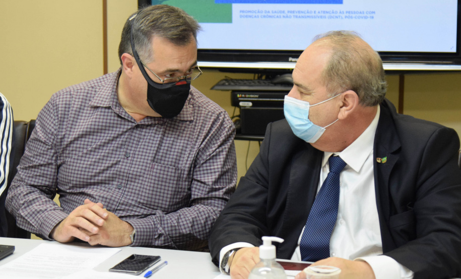 Estado capacita profissionais de Educação Física com ações multidisciplinares na reabilitação pós-Covid-19.  -  Curitiba, 22/09/2021  -  Foto: Américo Antonio/SESA