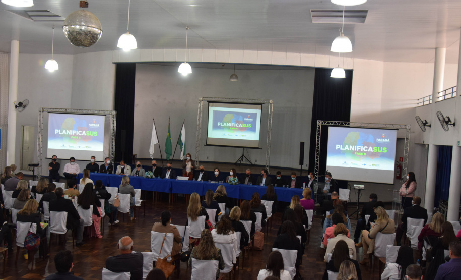 A Secretaria de Estado da Saúde (Sesa) lançou a segunda fase do PlanificaSUS nesta quinta-feira (23) em Irati. A 4ª Regional de Saúde foi sede do projeto no Paraná e desde 2019 desempenha ações voltadas para a Atenção à Saúde do Idoso. -  Curitiba, 23/09/2021  -  Foto: Américo Antonio/SESA