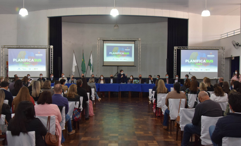 A Secretaria de Estado da Saúde (Sesa) lançou a segunda fase do PlanificaSUS nesta quinta-feira (23) em Irati. A 4ª Regional de Saúde foi sede do projeto no Paraná e desde 2019 desempenha ações voltadas para a Atenção à Saúde do Idoso. -  Curitiba, 23/09/2021  -  Foto: Américo Antonio/SESA