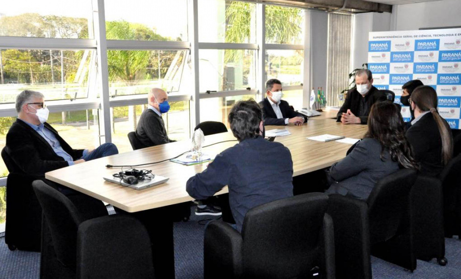 A Universidade Estadual de Ponta Grossa (UEPG) e a Prefeitura de Cerro Azul firmaram, nesta quinta-feira (23), acordo de cooperação técnica e científica, visando à revisão do Plano Diretor Municipal (PDM) da cidade, localizada na região metropolitana de Curitiba. -  Curitiba, 23/09/2021  -  Foto: SETI