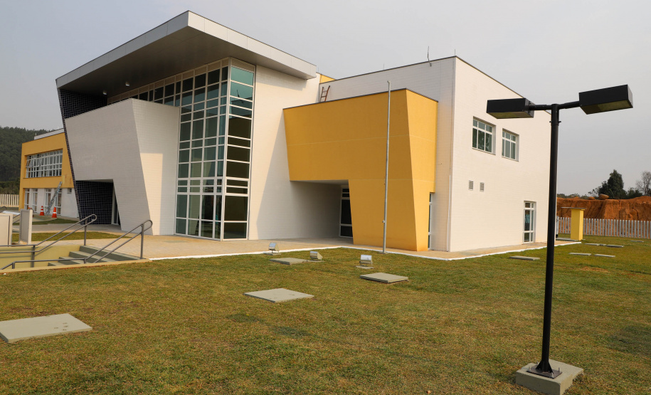 Delegacia Governador Carlos Massa Ratinho Junior inaugura nova sede da delegacia de Almirante Tamandaré.Foto: Ari Dias/ AEN.