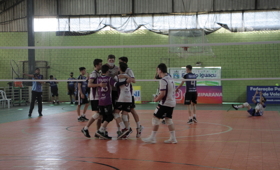 Nova rodada dos Jogos Abertos e da Juventude agitam final de semana - Foto: Paraná Esporte